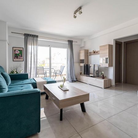 Modern Spacious Apartment Located In Le Pirée Extérieur photo