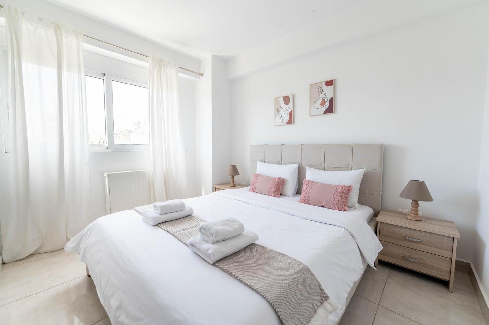 Modern Spacious Apartment Located In Le Pirée Extérieur photo